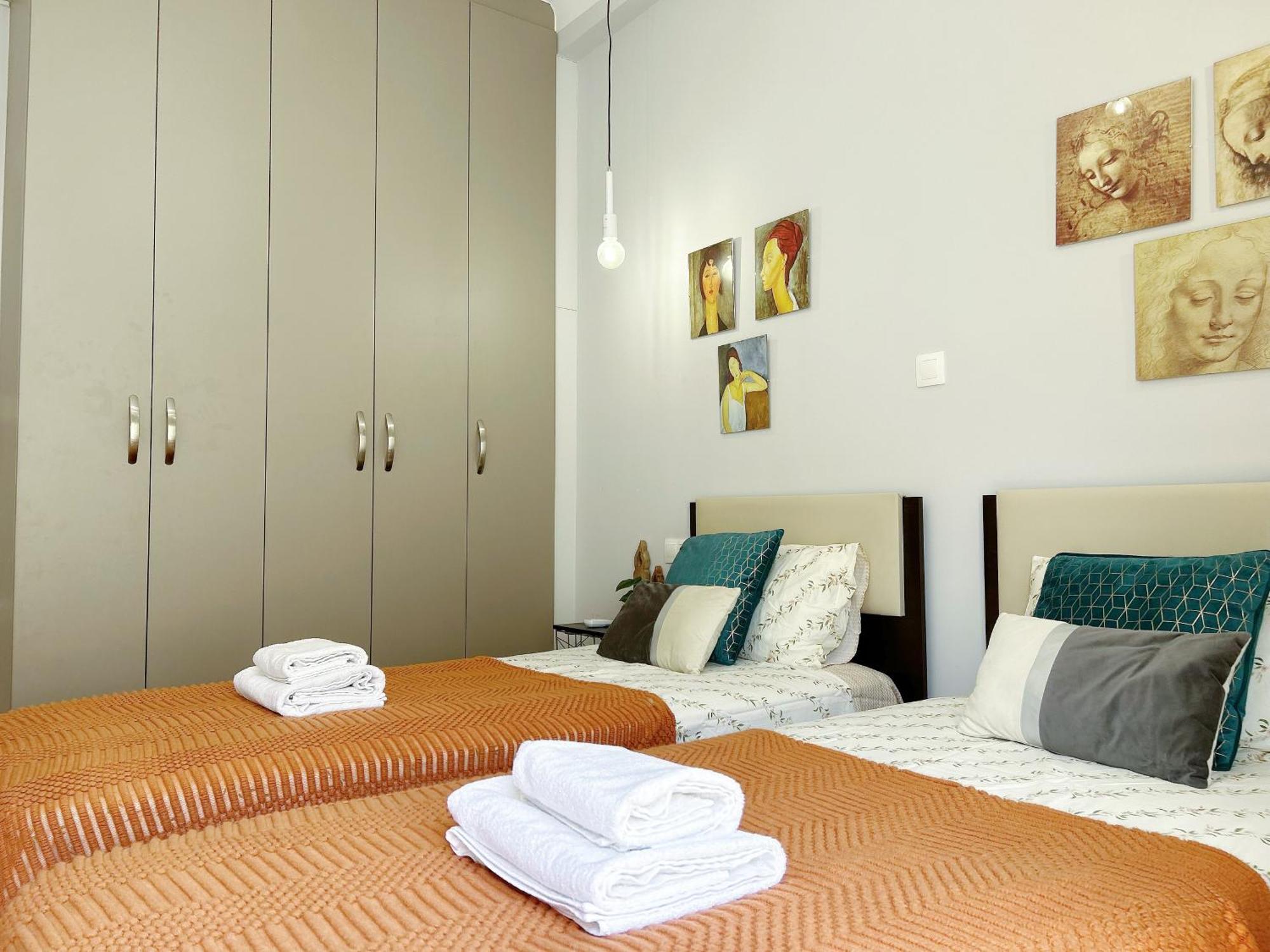 Near Acropolis New 2 Bedrooms Apt In Koukaki Athens Exterior photo